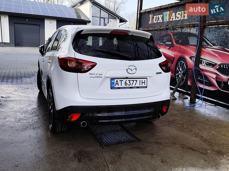 Внедорожник / Кроссовер Mazda CX-5 2015 в Богородчанах