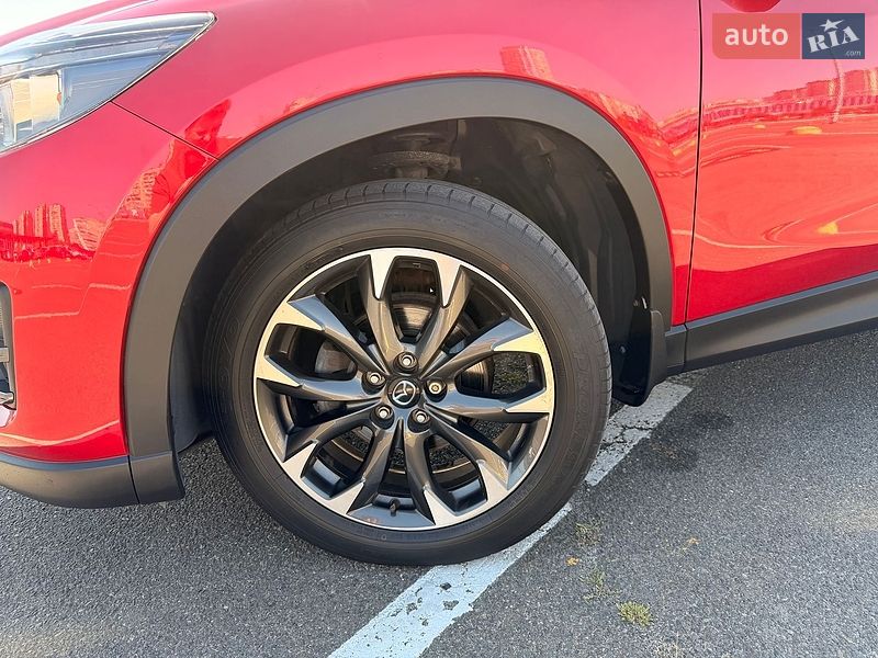 Внедорожник / Кроссовер Mazda CX-5 2017 в Ревном