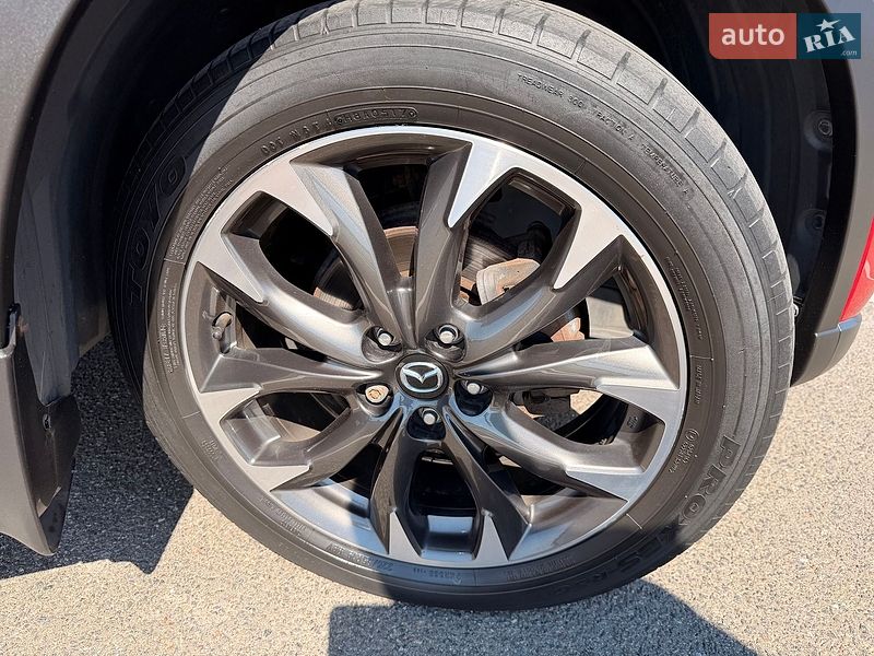 Внедорожник / Кроссовер Mazda CX-5 2017 в Ревном