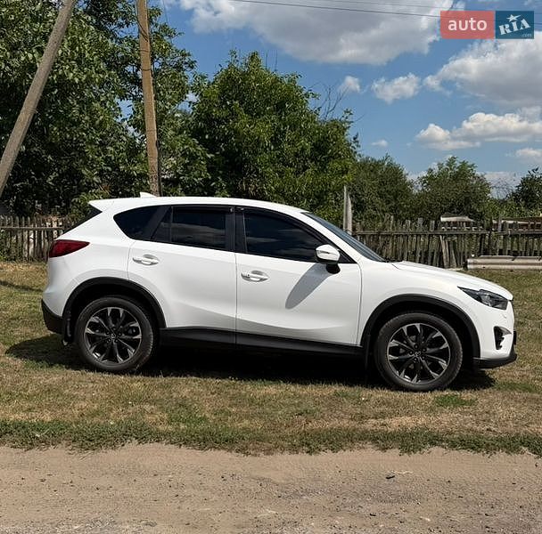 Внедорожник / Кроссовер Mazda CX-5 2015 в Лозовой