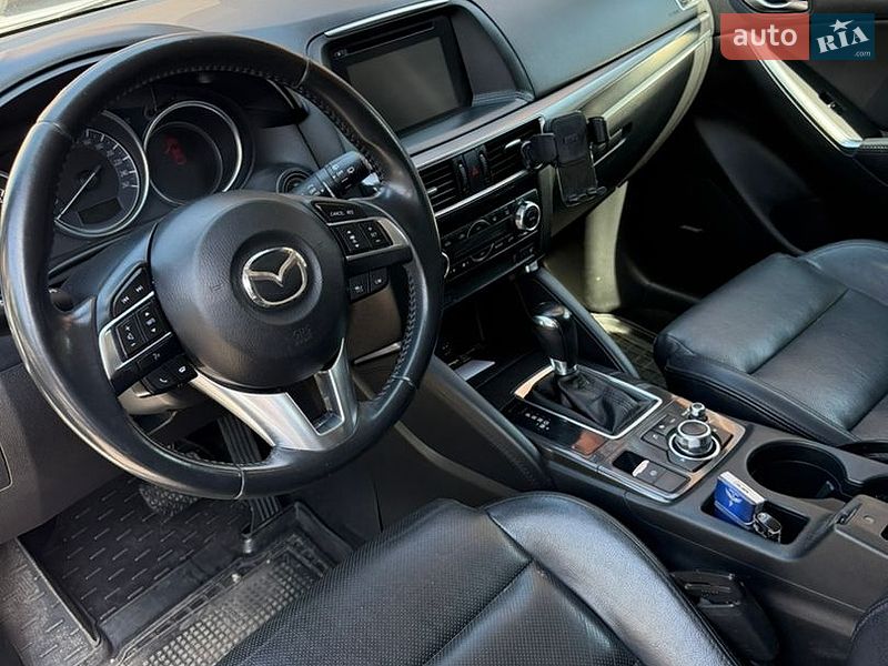 Внедорожник / Кроссовер Mazda CX-5 2015 в Каменец-Подольском