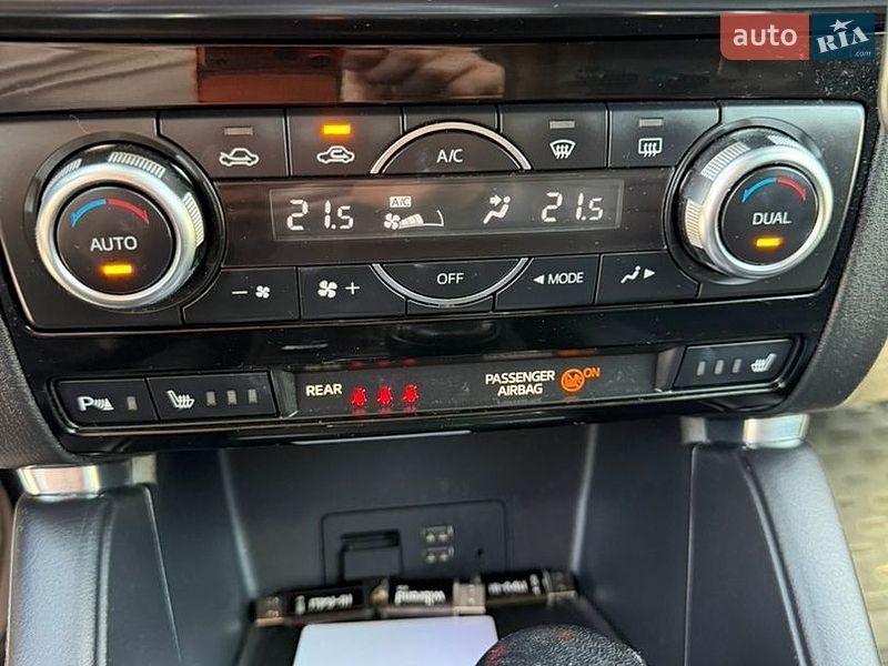 Внедорожник / Кроссовер Mazda CX-5 2015 в Каменец-Подольском