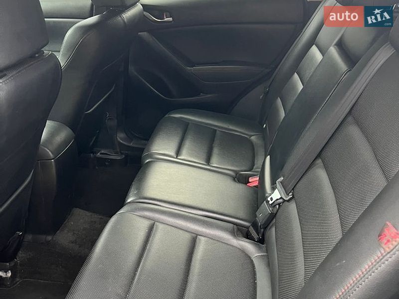 Позашляховик / Кросовер Mazda CX-5 2015 в Кривому Розі