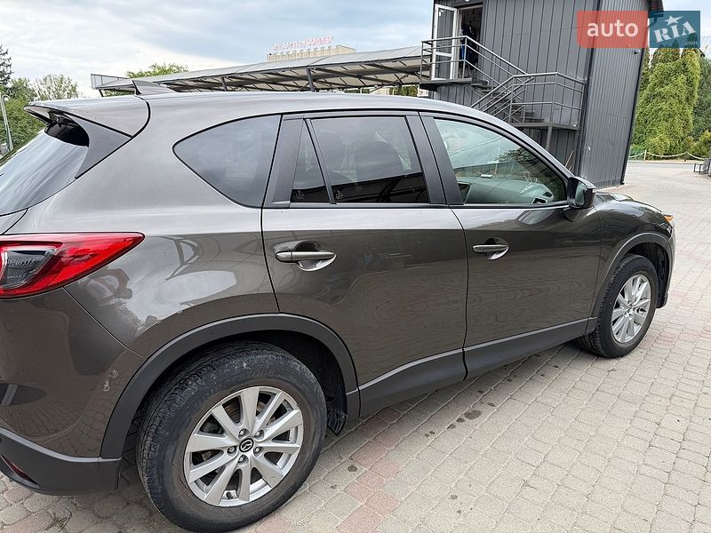 Внедорожник / Кроссовер Mazda CX-5 2016 в Надворной