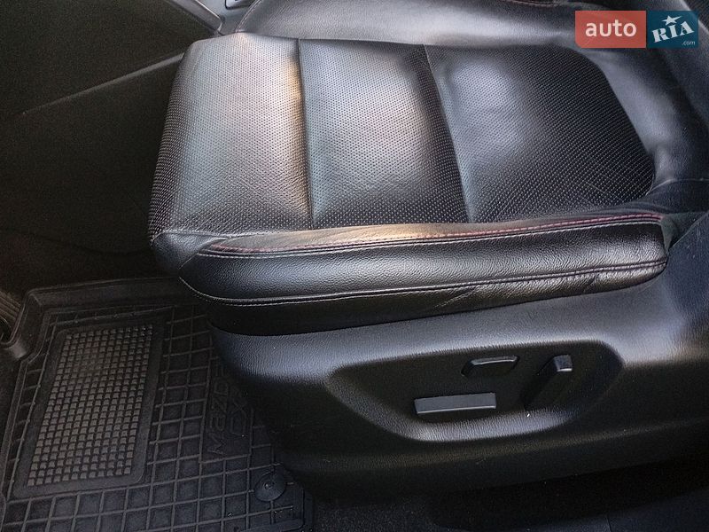 Внедорожник / Кроссовер Mazda CX-5 2012 в Золочеве