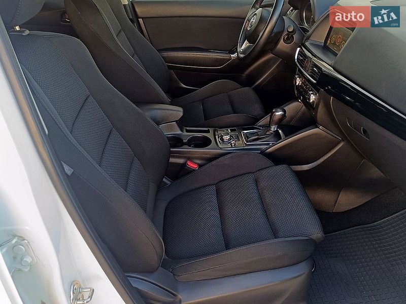 Внедорожник / Кроссовер Mazda CX-5 2017 в Киеве