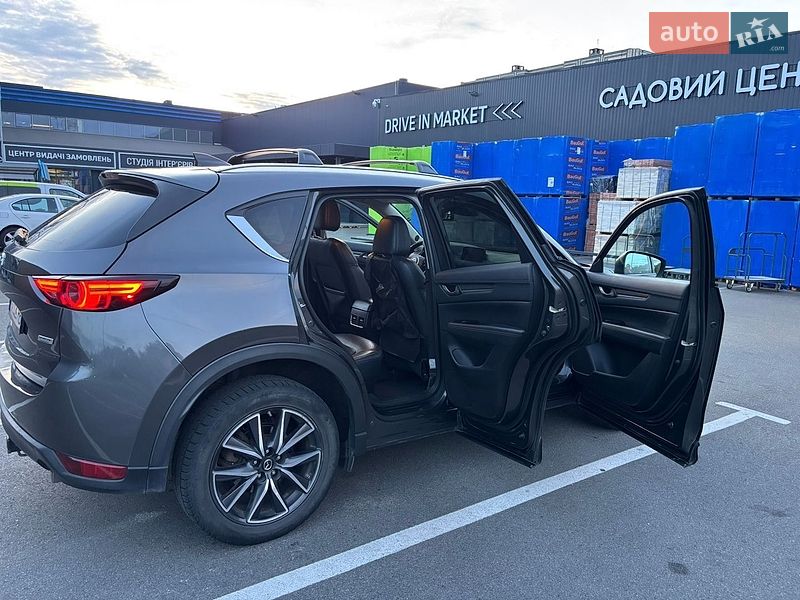 Внедорожник / Кроссовер Mazda CX-5 2017 в Киеве