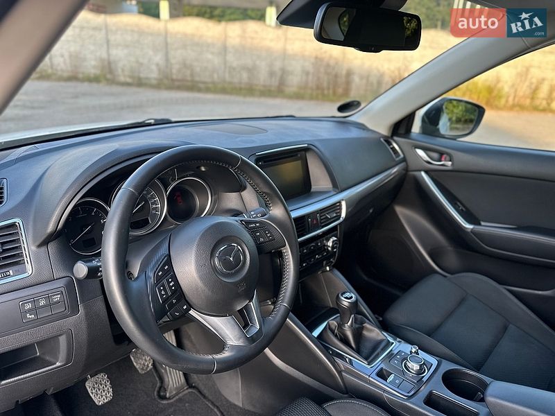 Внедорожник / Кроссовер Mazda CX-5 2017 в Гнивани