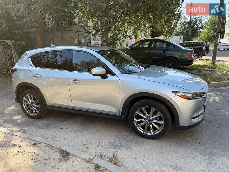 Внедорожник / Кроссовер Mazda CX-5 2020 в Самаре