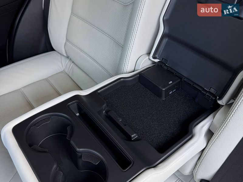 Внедорожник / Кроссовер Mazda CX-5 2024 в Киеве