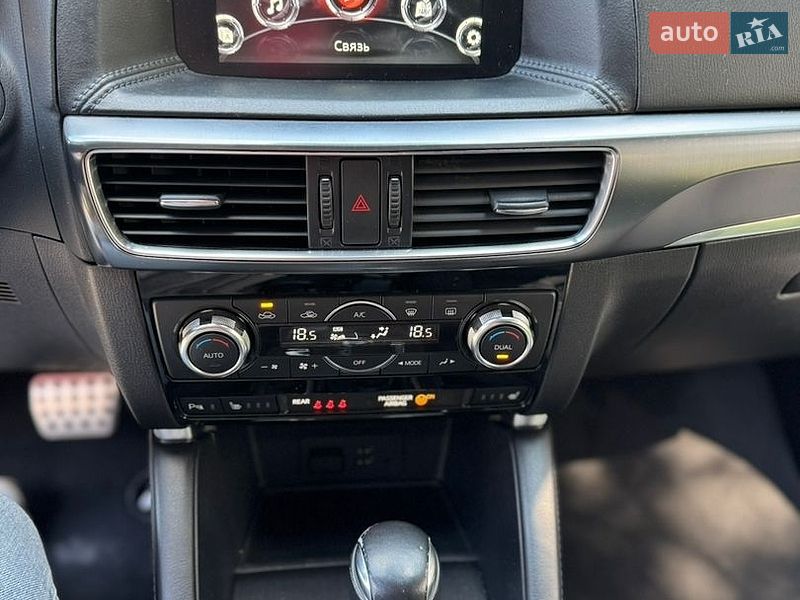 Внедорожник / Кроссовер Mazda CX-5 2016 в Луцке