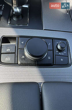 Позашляховик / Кросовер Mazda CX-60 2023 в 