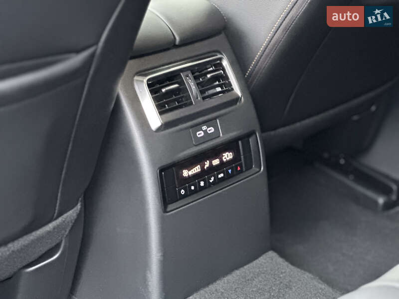 Внедорожник / Кроссовер Mazda CX-70 2024 в Киеве