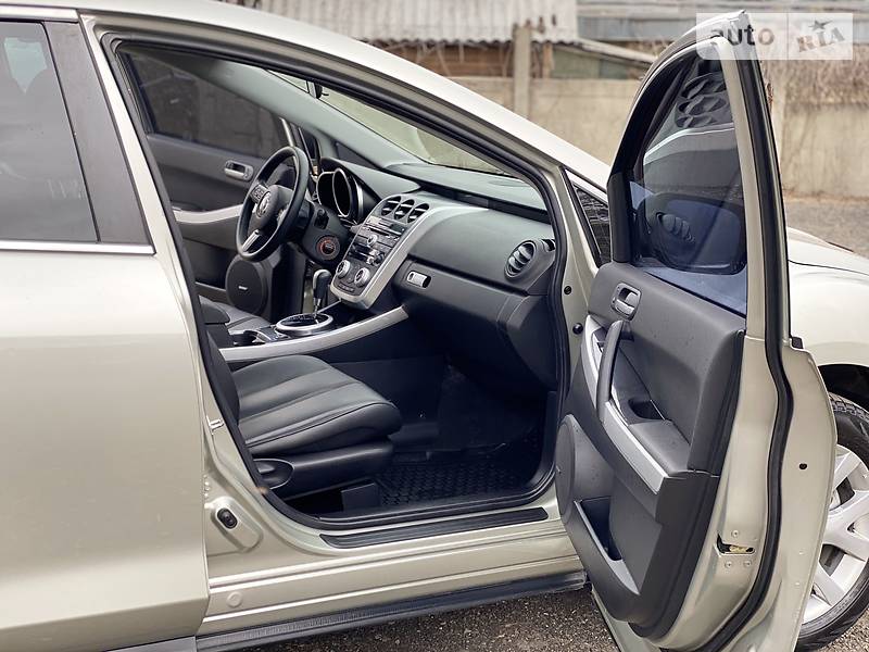 Позашляховик / Кросовер Mazda CX-7 2008 в Києві