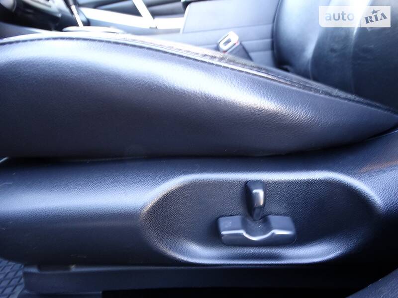 Позашляховик / Кросовер Mazda CX-7 2010 в Дніпрі