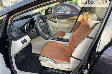 Внедорожник / Кроссовер Mazda CX-7 2010 в 