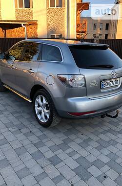 Позашляховик / Кросовер Mazda CX-7 2011 в 