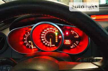 Внедорожник / Кроссовер Mazda CX-7 2009 в 