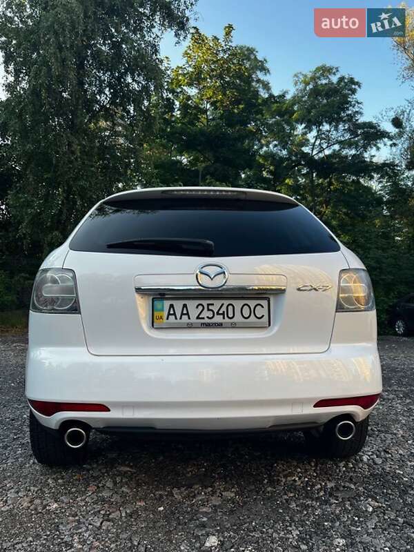 Внедорожник / Кроссовер Mazda CX-7 2011 в Киеве