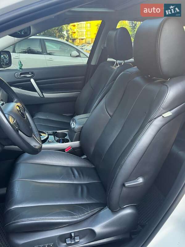 Внедорожник / Кроссовер Mazda CX-7 2011 в Киеве