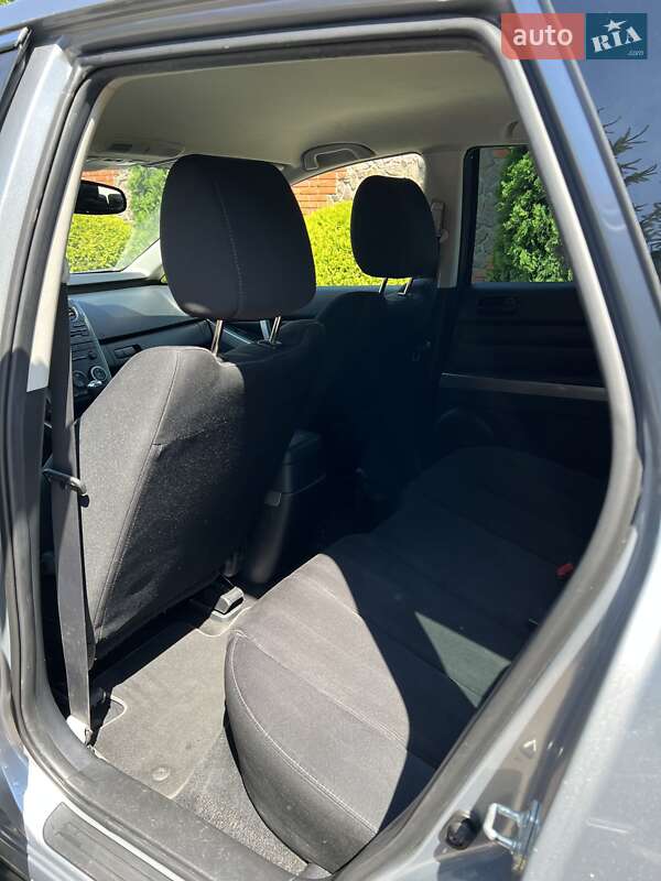 Позашляховик / Кросовер Mazda CX-7 2010 в Києві