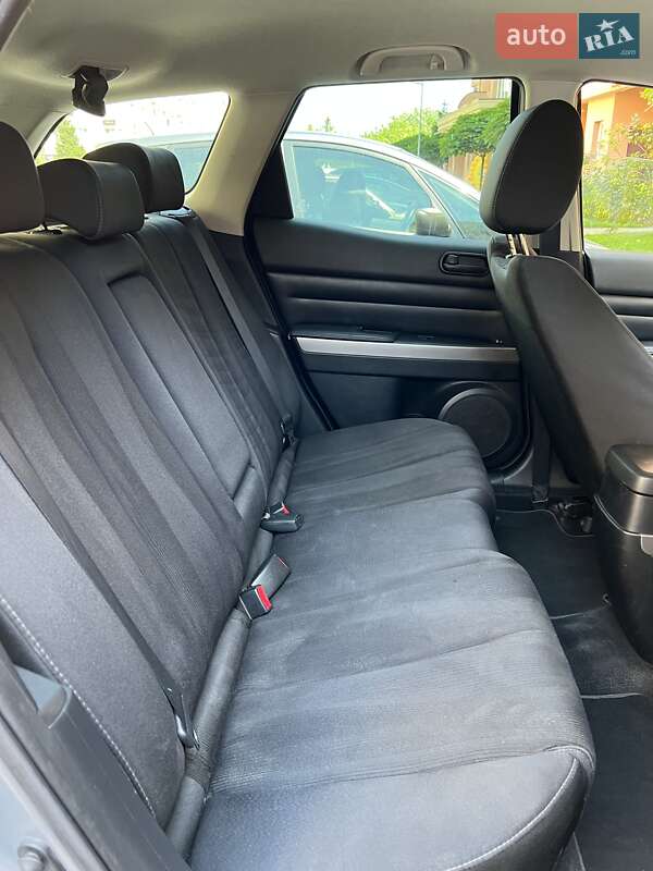 Позашляховик / Кросовер Mazda CX-7 2010 в Києві