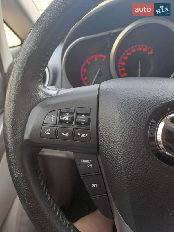 Внедорожник / Кроссовер Mazda CX-7 2012 в Черкассах