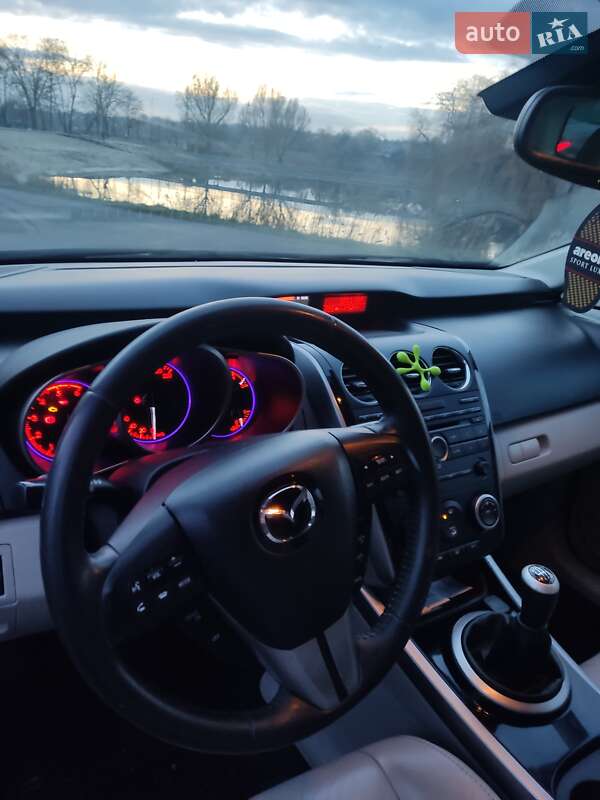 Позашляховик / Кросовер Mazda CX-7 2011 в Олександрії