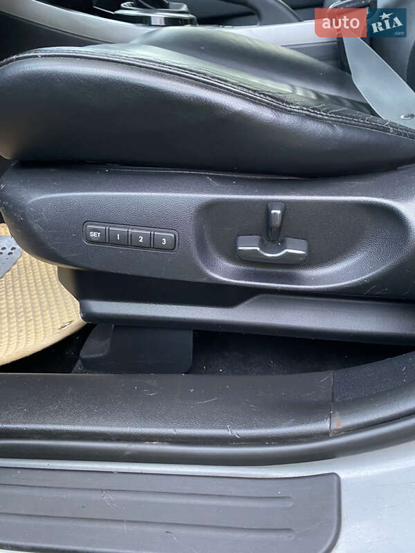 Позашляховик / Кросовер Mazda CX-7 2011 в Чернівцях