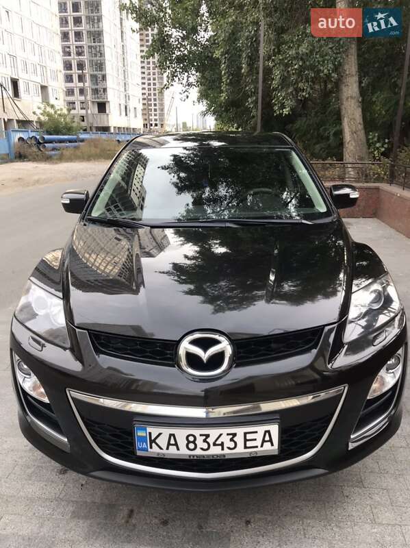 Позашляховик / Кросовер Mazda CX-7 2010 в 