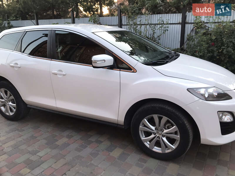 Позашляховик / Кросовер Mazda CX-7 2010 в Луцьку