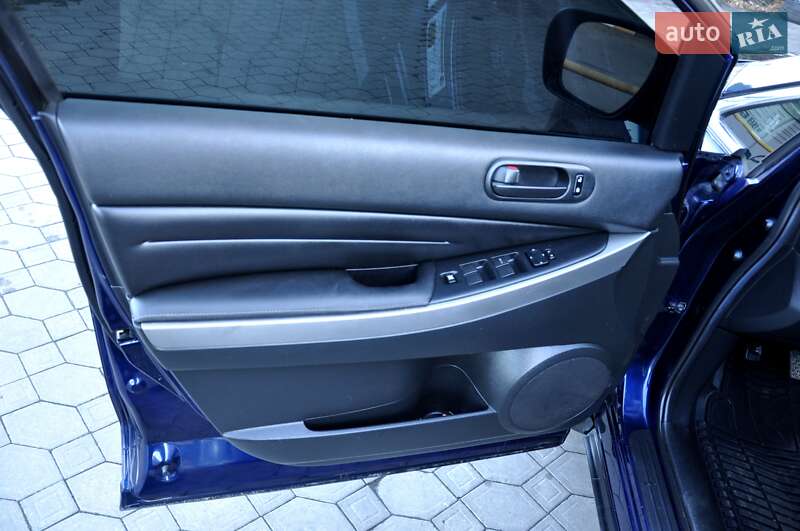 Внедорожник / Кроссовер Mazda CX-7 2011 в Львове