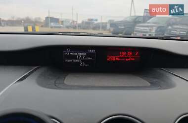 Внедорожник / Кроссовер Mazda CX-7 2011 в 