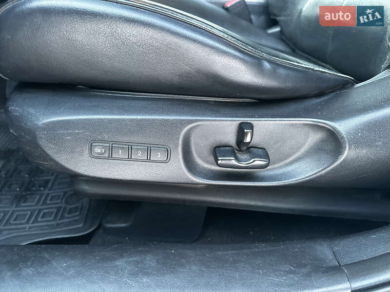 Позашляховик / Кросовер Mazda CX-7 2011 в Березному