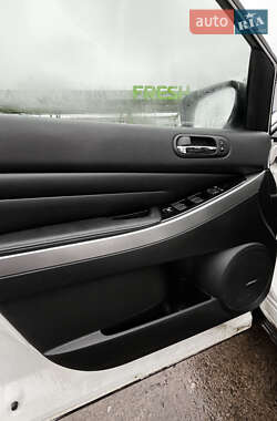 Позашляховик / Кросовер Mazda CX-7 2009 в Чернігові
