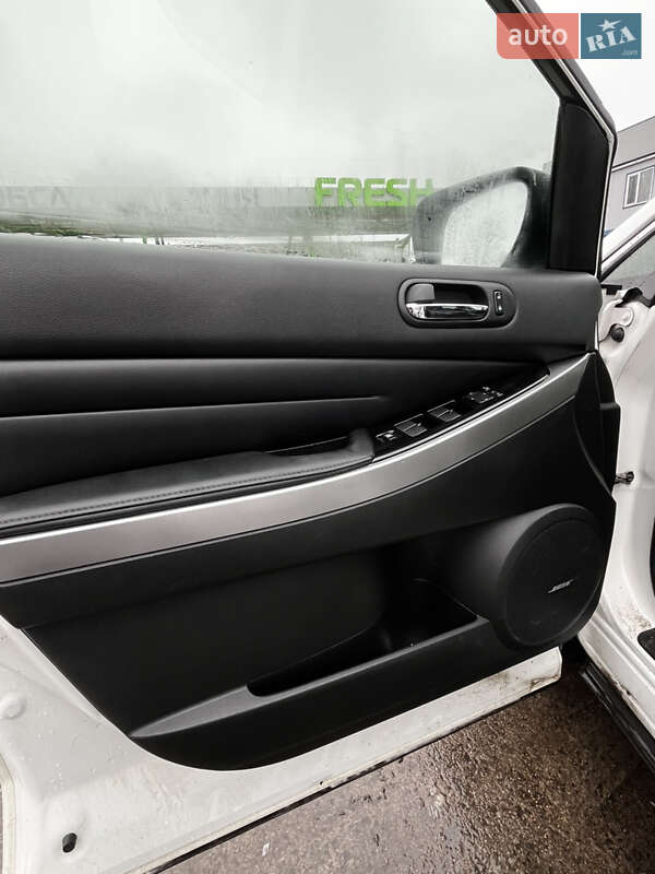 Позашляховик / Кросовер Mazda CX-7 2009 в Чернігові
