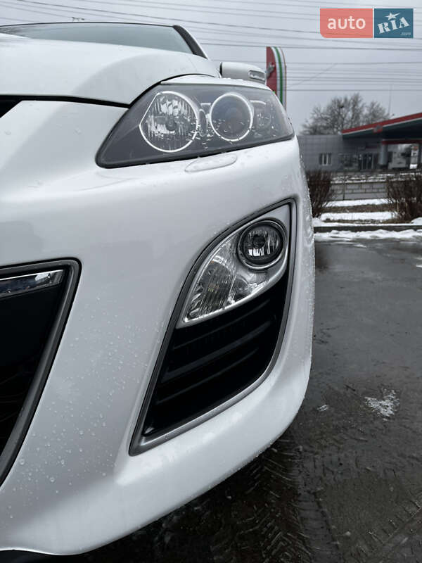 Позашляховик / Кросовер Mazda CX-7 2009 в Чернігові