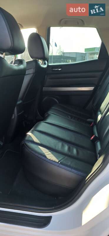 Внедорожник / Кроссовер Mazda CX-7 2010 в Черновцах