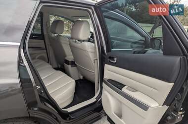 Внедорожник / Кроссовер Mazda CX-7 2009 в 