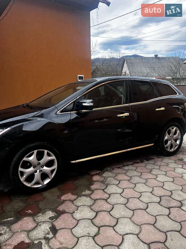 Внедорожник / Кроссовер Mazda CX-7 2010 в Хусте