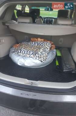 Внедорожник / Кроссовер Mazda CX-7 2010 в 