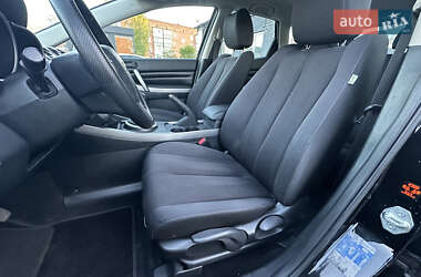 Позашляховик / Кросовер Mazda CX-7 2010 в 