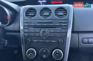 Позашляховик / Кросовер Mazda CX-7 2010 в 