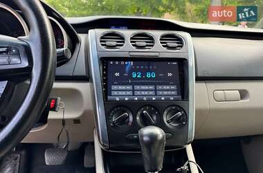 Позашляховик / Кросовер Mazda CX-7 2010 в 