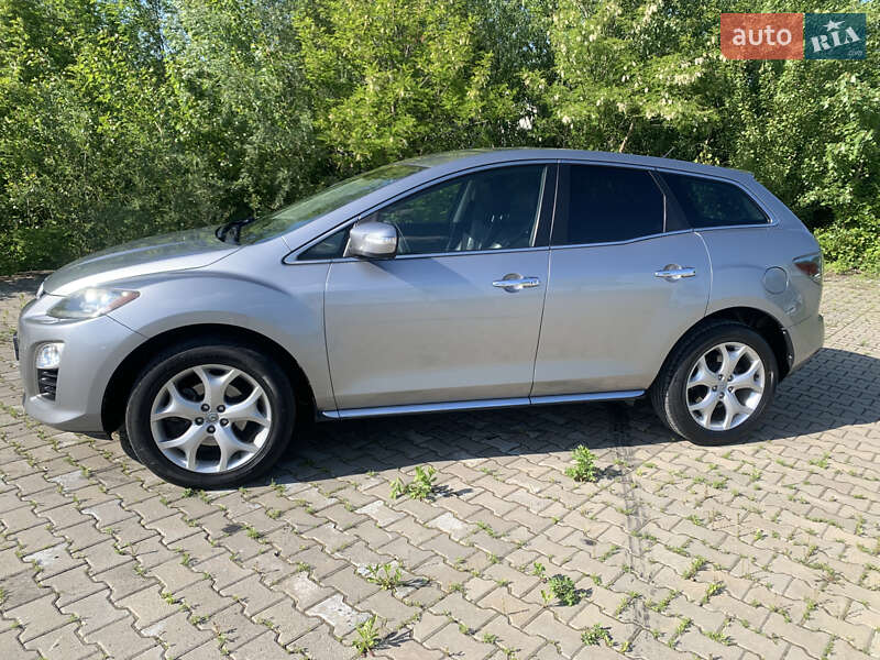 Позашляховик / Кросовер Mazda CX-7 2011 в Чернівцях