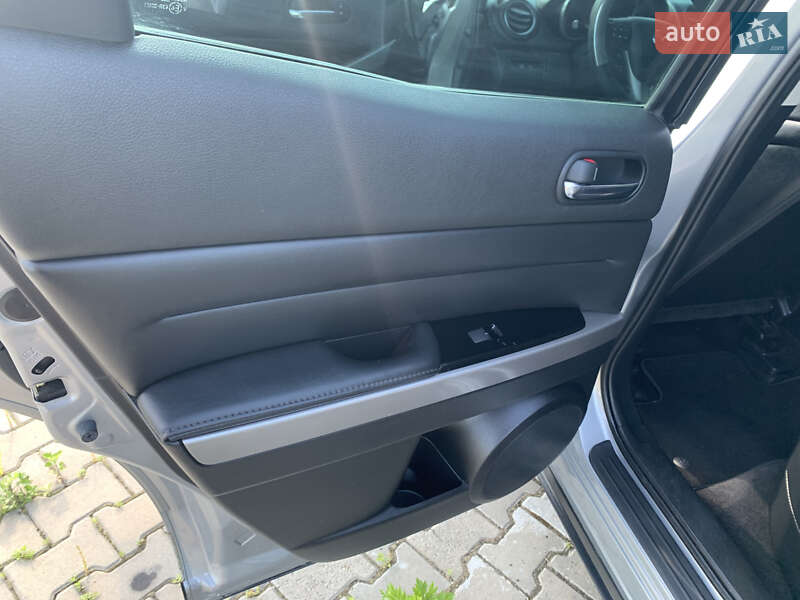 Позашляховик / Кросовер Mazda CX-7 2011 в Чернівцях