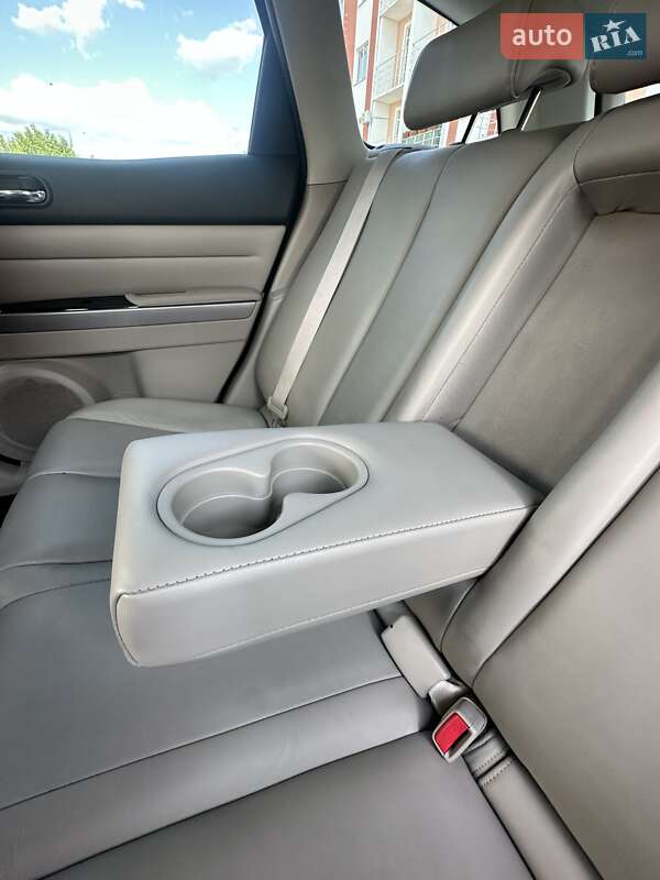 Внедорожник / Кроссовер Mazda CX-7 2010 в Белогородке