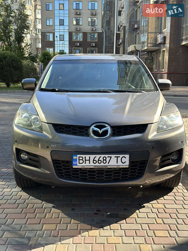 Позашляховик / Кросовер Mazda CX-7 2007 в 