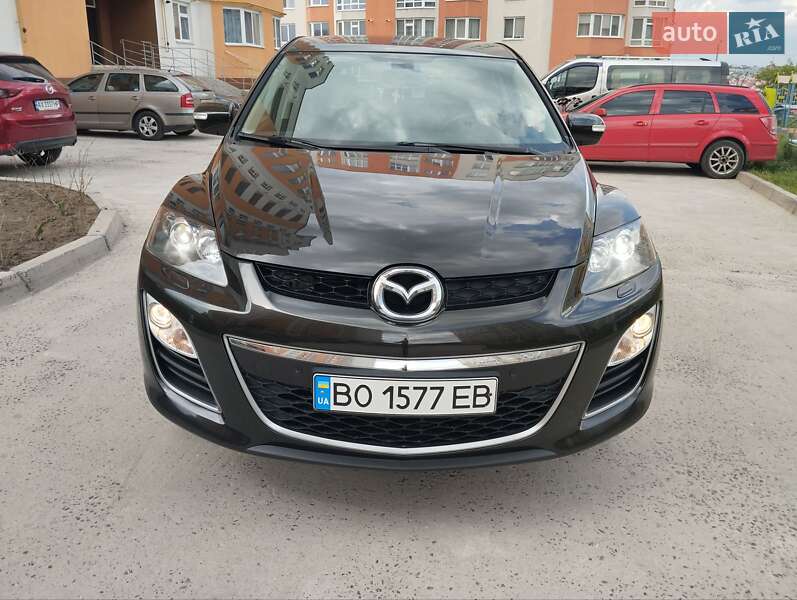Позашляховик / Кросовер Mazda CX-7 2010 в 