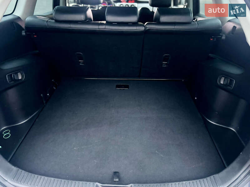 Позашляховик / Кросовер Mazda CX-7 2010 в Києві